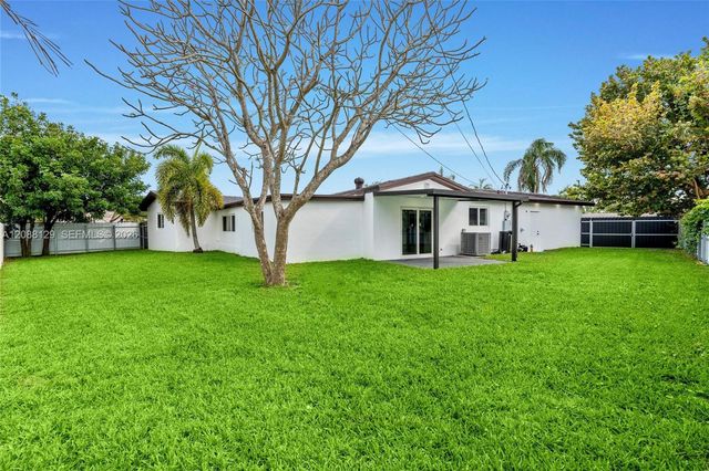 719 SW 25th Avenue 719, Boynton Beach, FL 33435