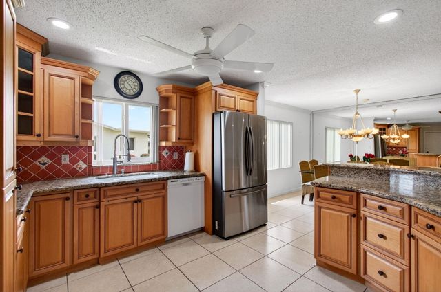 6049 Dusenburg Road, Delray Beach, FL 33484