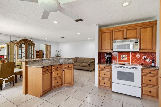 6049 Dusenburg Road, Delray Beach, FL 33484