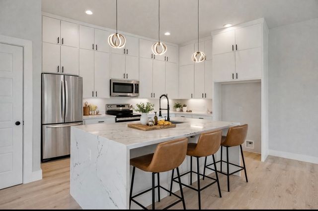 2515 Fatima Avenue, Dallas, TX 75241