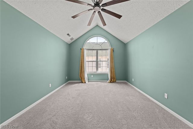 282 Vista Circle, North Olmsted, OH 44070