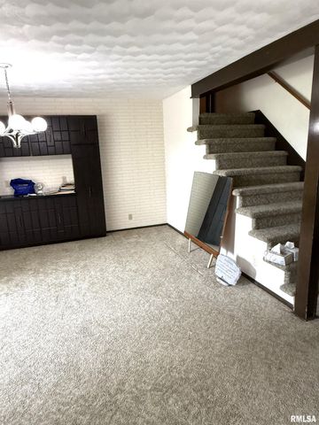 8323 E Briney Road, Ipava, IL 61441