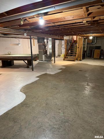 8323 E Briney Road, Ipava, IL 61441