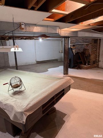 8323 E Briney Road, Ipava, IL 61441