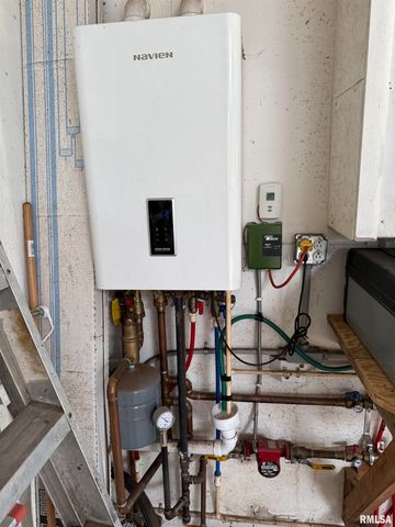 8323 E Briney Road, Ipava, IL 61441