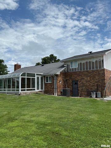 8323 E Briney Road, Ipava, IL 61441