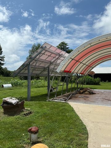 8323 E Briney Road, Ipava, IL 61441