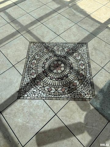 8323 E Briney Road, Ipava, IL 61441