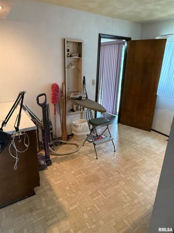 8323 E Briney Road, Ipava, IL 61441