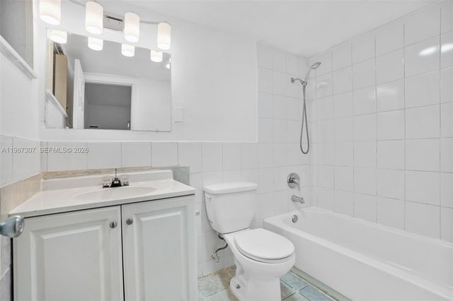 2857 NW 12th St, Fort Lauderdale, FL 33311