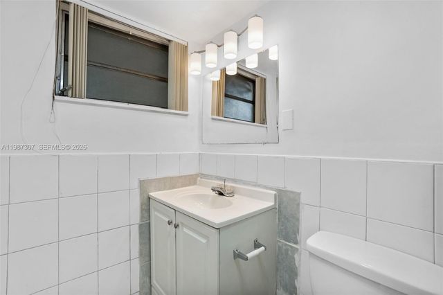 2857 NW 12th St, Fort Lauderdale, FL 33311