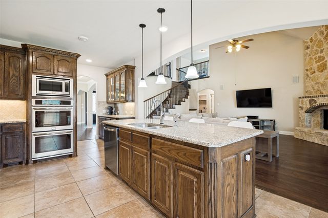 4810 Quantrill Avenue, Mansfield, TX 76063