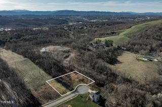 1579 Becky Drive, Johnson City, TN 37601