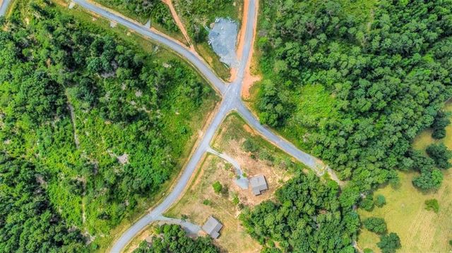 128+20 Oak Park Dr, Talking Rock, GA 30175