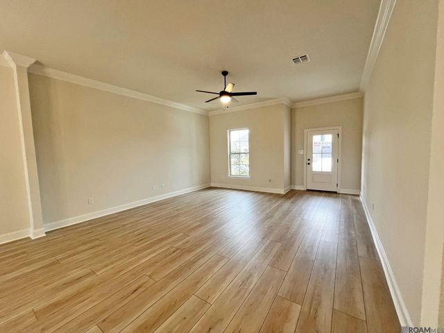 20736 Great Plains Ave, Zachary, LA 70791