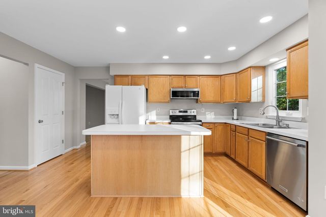 18452 CROWNSGATE CIR, Germantown, MD 20874