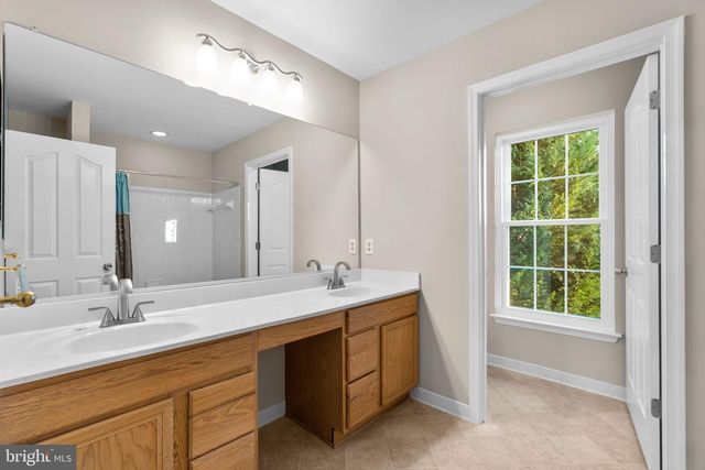 18452 CROWNSGATE CIR, Germantown, MD 20874