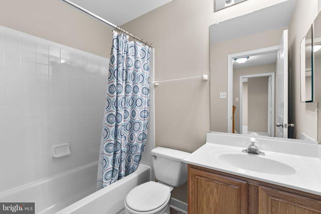 18452 CROWNSGATE CIR, Germantown, MD 20874