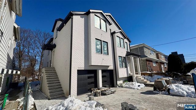 539 Freeman Street, Lyndhurst, NJ 07071