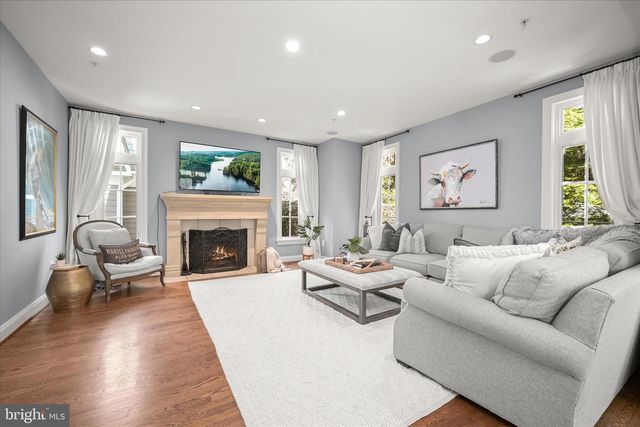 6700 FAIRFAX RD, Chevy Chase, MD 20815