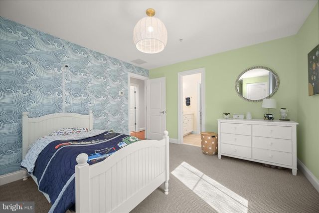 6700 FAIRFAX RD, Chevy Chase, MD 20815