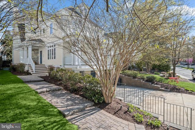 6700 FAIRFAX RD, Chevy Chase, MD 20815