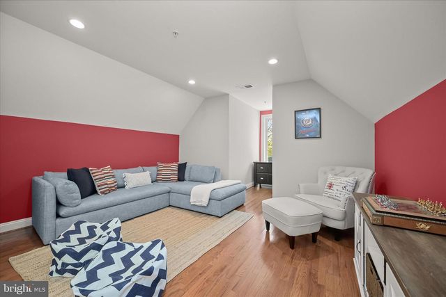 6700 FAIRFAX RD, Chevy Chase, MD 20815