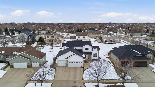 1816 Queensbury Street, West Fargo, ND 58078