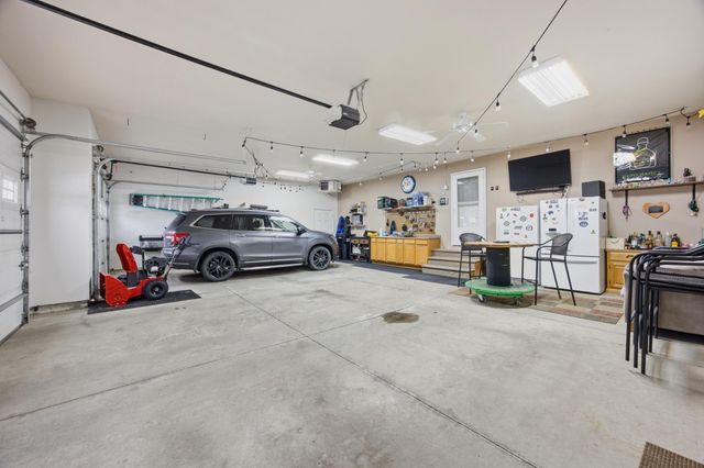 1816 Queensbury Street, West Fargo, ND 58078