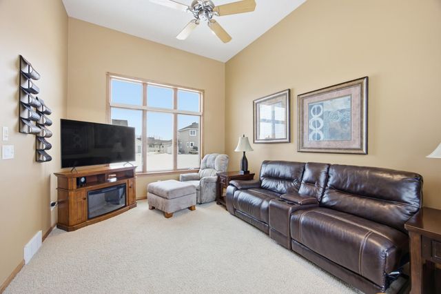 1816 Queensbury Street, West Fargo, ND 58078