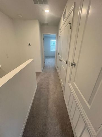 3060 SKYLINE LOOP, Kissimmee, FL 34758