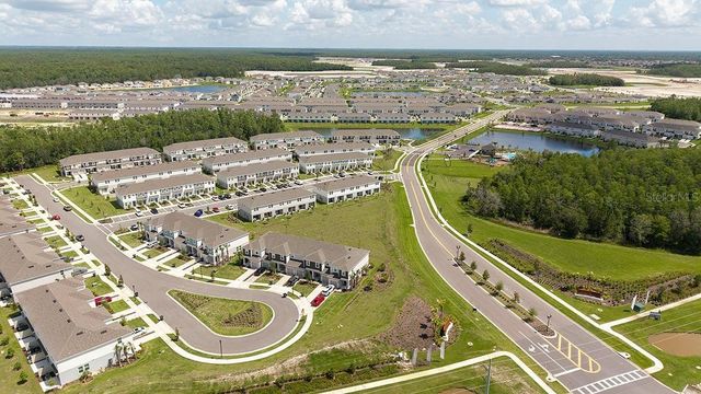 3060 SKYLINE LOOP, Kissimmee, FL 34758