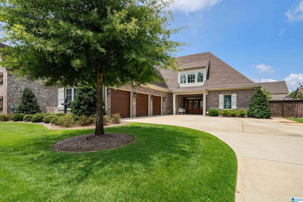 5930 CANDLER AVENUE, Tuscaloosa, AL 35406