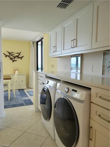 10475 Gulf Shore DR 165, Naples, FL 34108