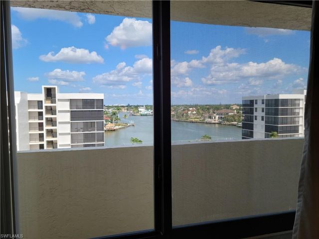 10475 Gulf Shore DR 165, Naples, FL 34108