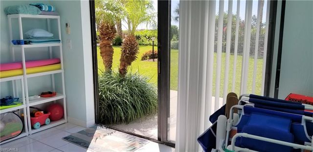 10475 Gulf Shore DR 165, Naples, FL 34108