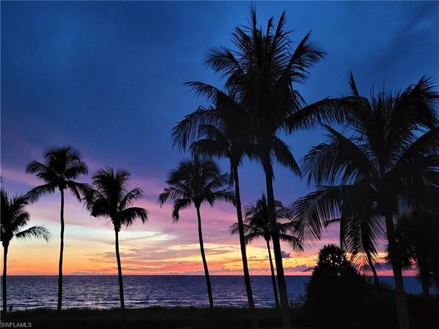 10475 Gulf Shore DR 165, Naples, FL 34108