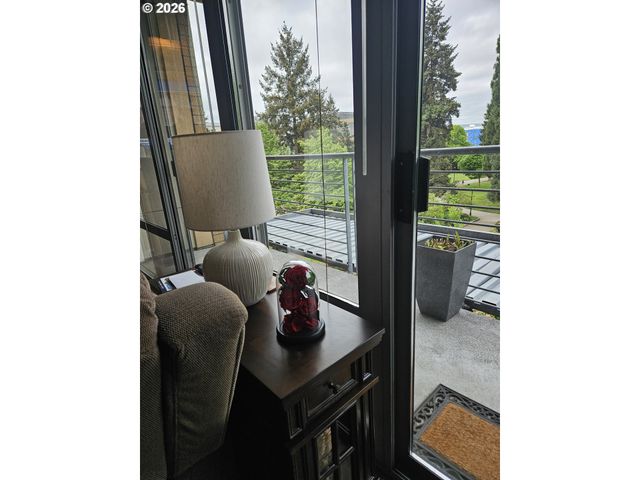 701 COLUMBIA St 404, Vancouver, WA 98660