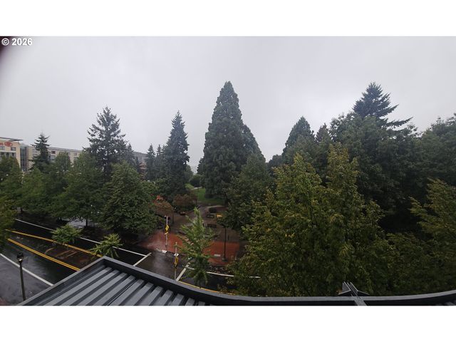 701 COLUMBIA St 404, Vancouver, WA 98660