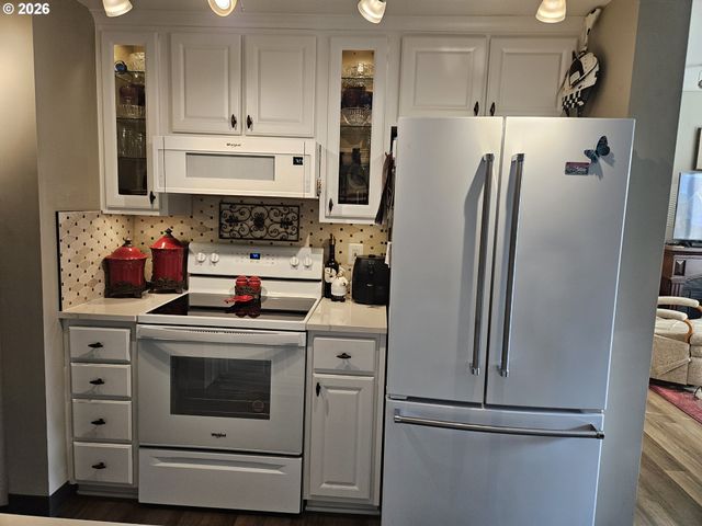 701 COLUMBIA St 404, Vancouver, WA 98660