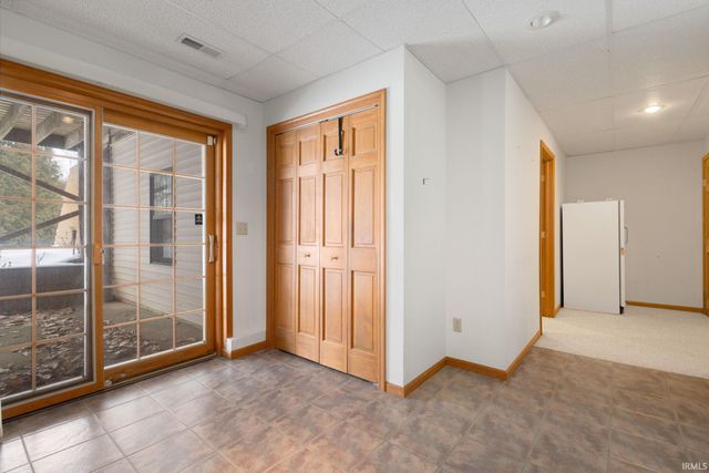 59390 High Pointe Drive, South Bend, IN 46614