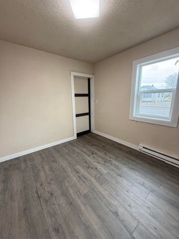2927 E Mission Ave, Spokane, WA 99202