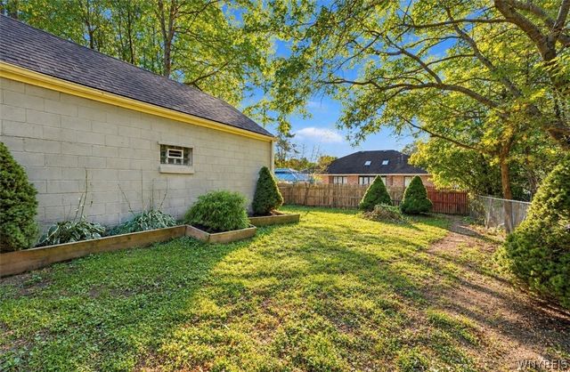 73 Rosary Avenue, Lackawanna, NY 14218