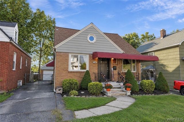 73 Rosary Avenue, Lackawanna, NY 14218