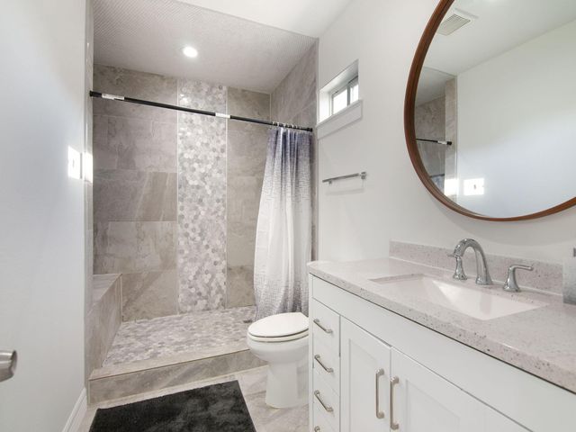 51 Road 5117, Cleveland, TX 77327