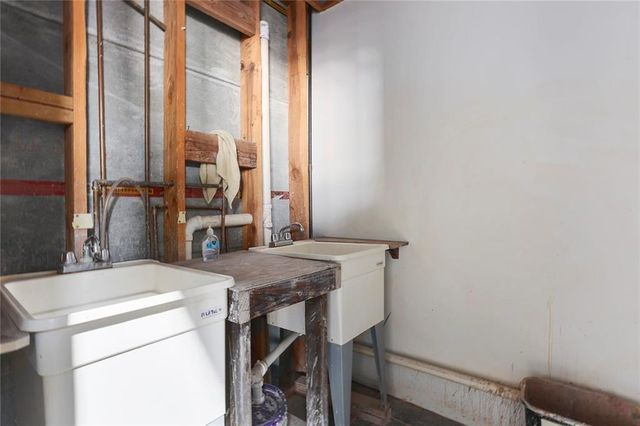 1825-1827 Buchanan Street, Kansas City, MO 64116