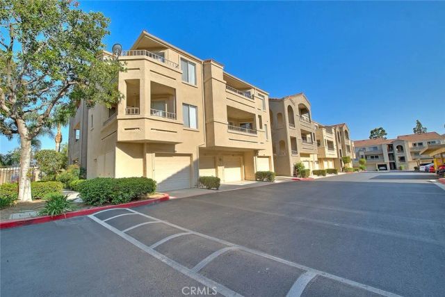 1010 La Terraza, Corona, CA 92879
