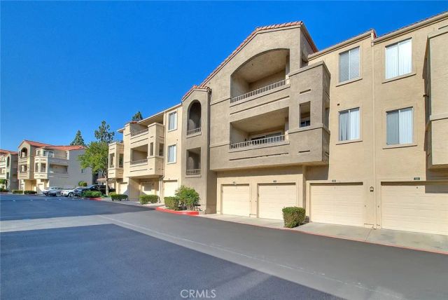 1010 La Terraza, Corona, CA 92879