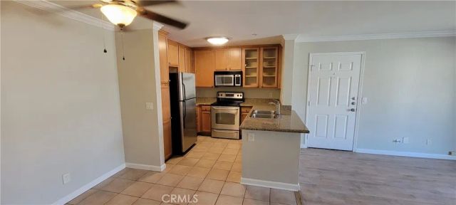 1010 La Terraza, Corona, CA 92879