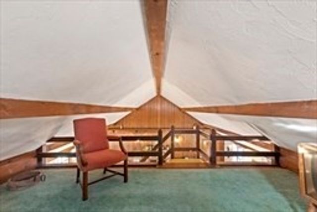 12 Edgewater Dr, Lakeville, MA 02347